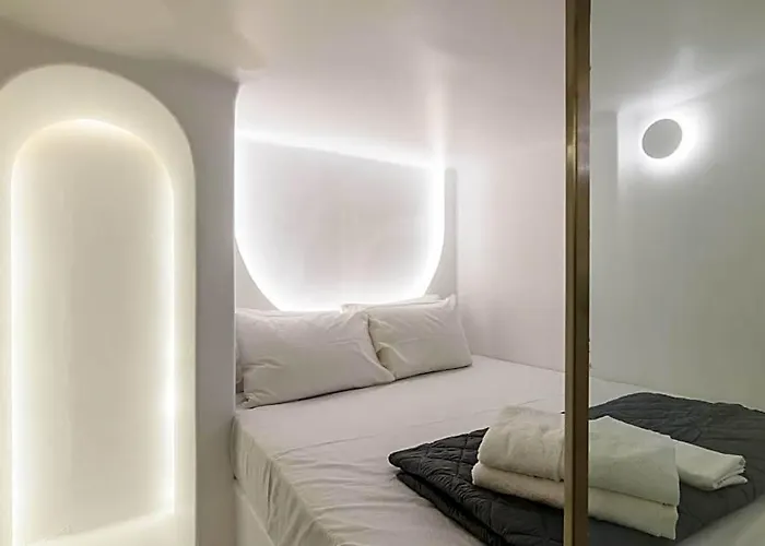 Mycocoon Hostel