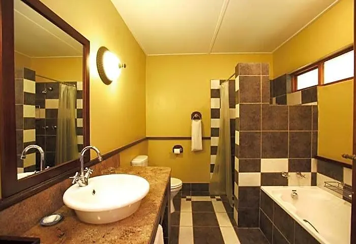 Sandford Park Country Hotel