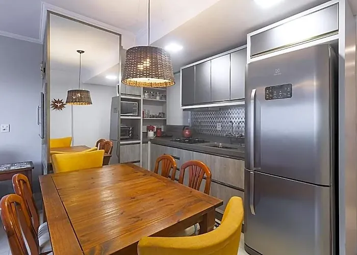 Apartamento Com 2 Dormitorios No Coracao Da Praia Grande - Torres/ Rs