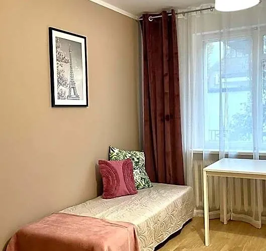Beautiful Rooms In Szczecin - Parking Gratis