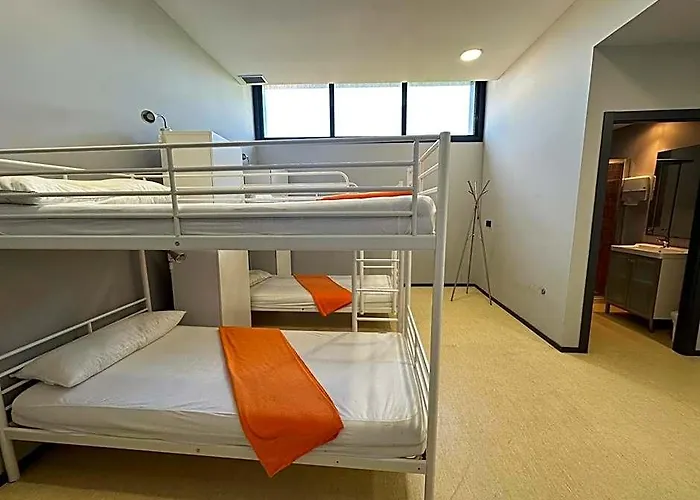 Vigo Beds & Rooms