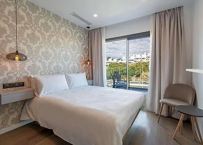 The Orange House Boutique Hotel And Upstairs Rooftop Bar Center Of La Cala De Mijas 100M From The Beach