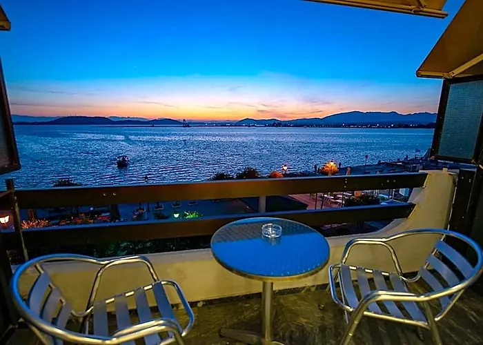 Hotel Avra