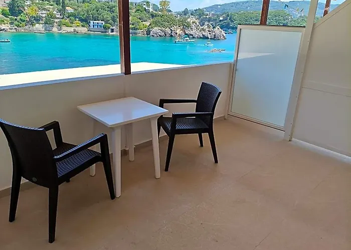 Dolphin Sea View Rooms