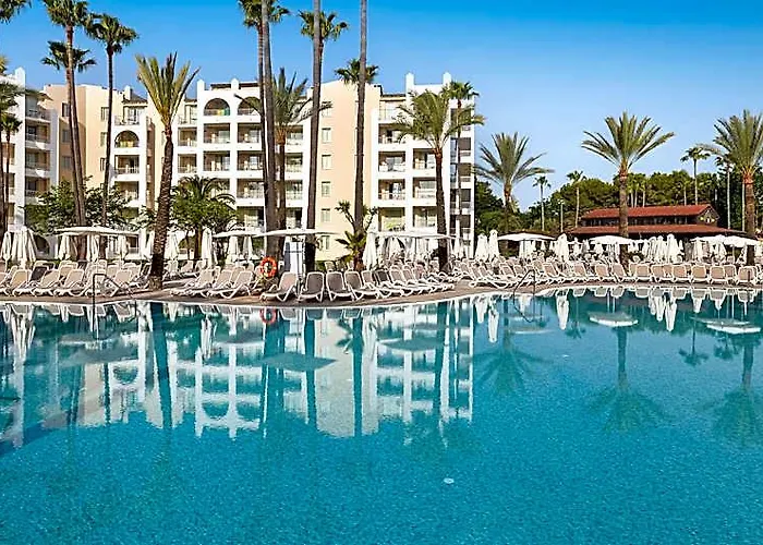 Protur Safari Park Aparthotel