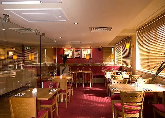 Premier Inn Aberdeen City Centre