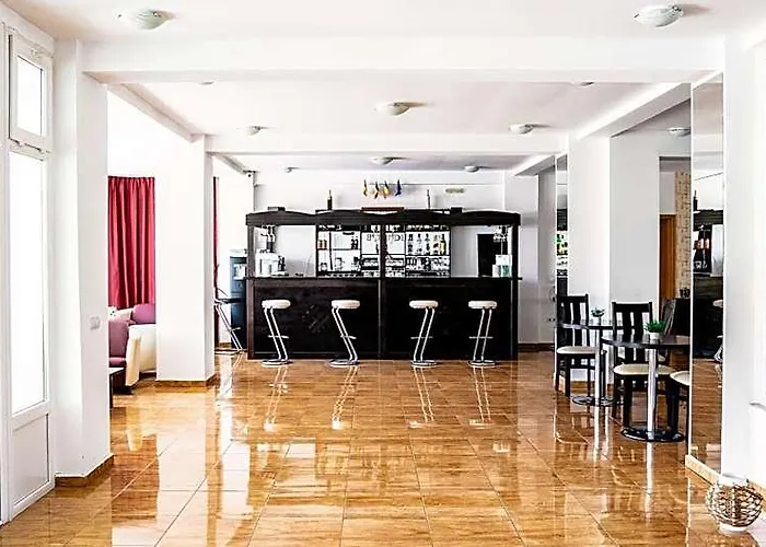 Hotel Eden