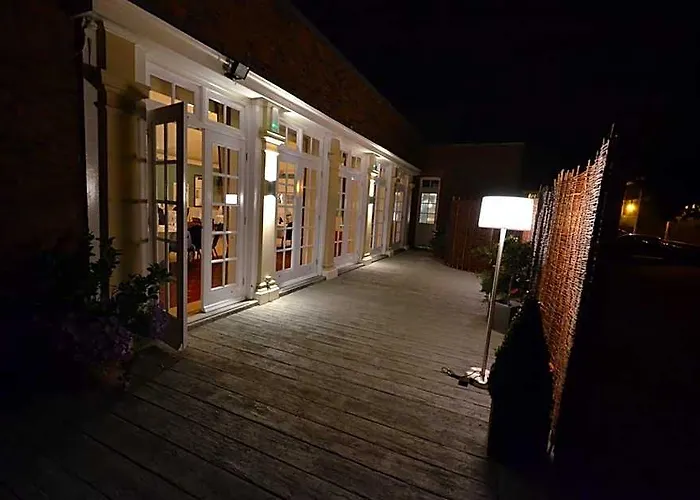 The Broadway Hotel