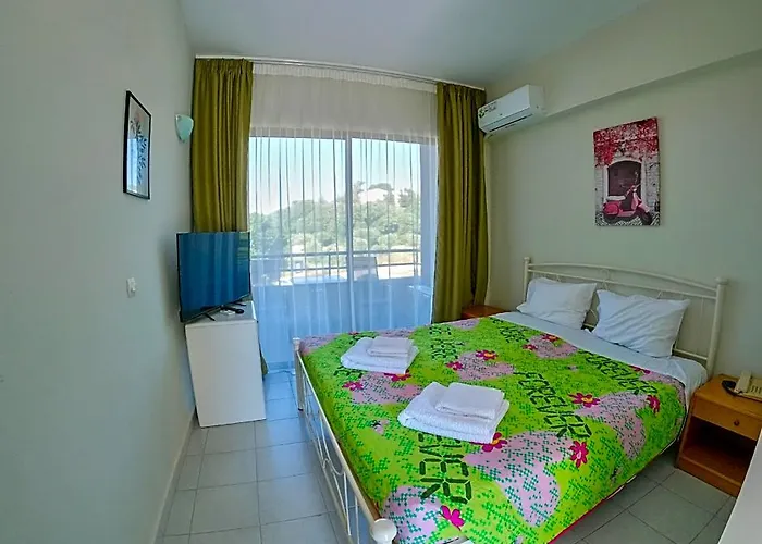 Ivory Hotel