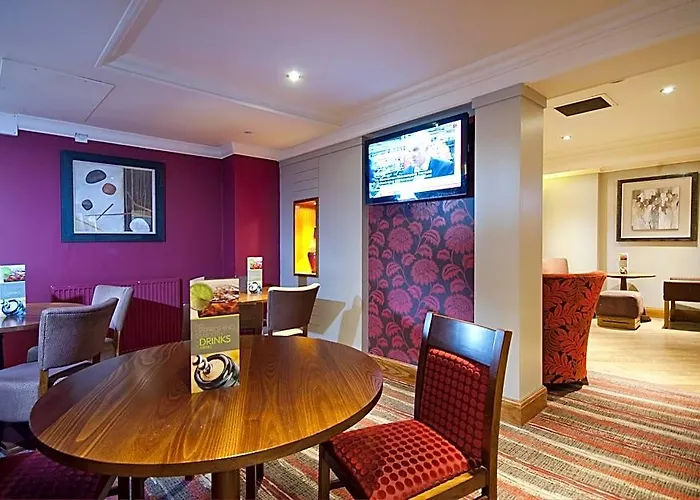 Premier Inn Glasgow Airport