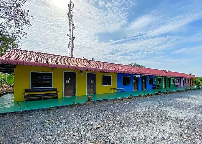 Capital O 90168 Serambi Pelangi Chalet