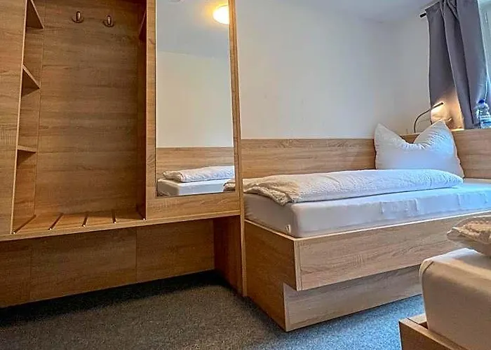 Mountain Hostel City