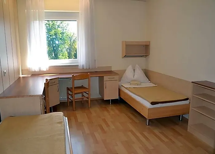 Mladinski dom - Hostel