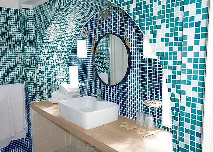 Hotel Et Appartements Reine D'Azur