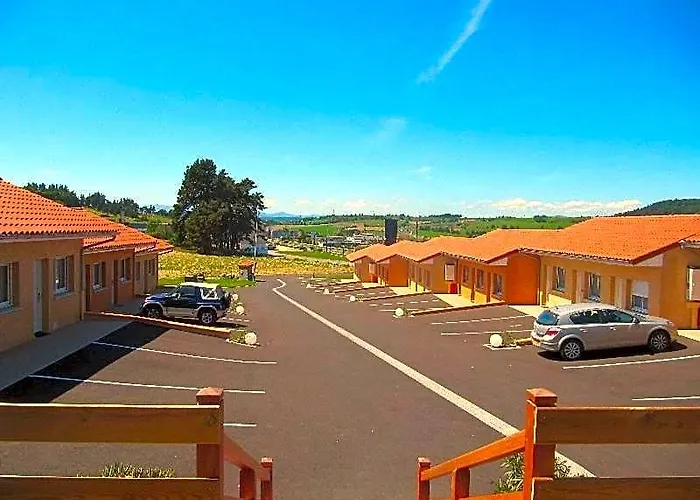 Hotel Cantal Cottages