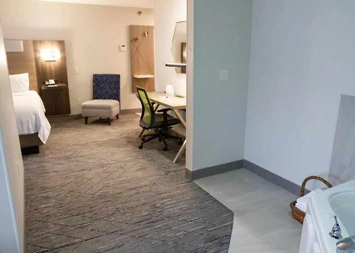 Holiday Inn Express O'Neill By Ihg