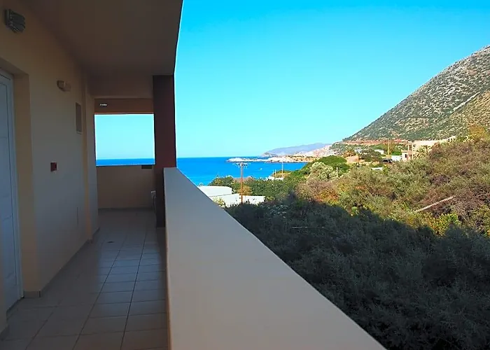 Elpis Studios & Apartments