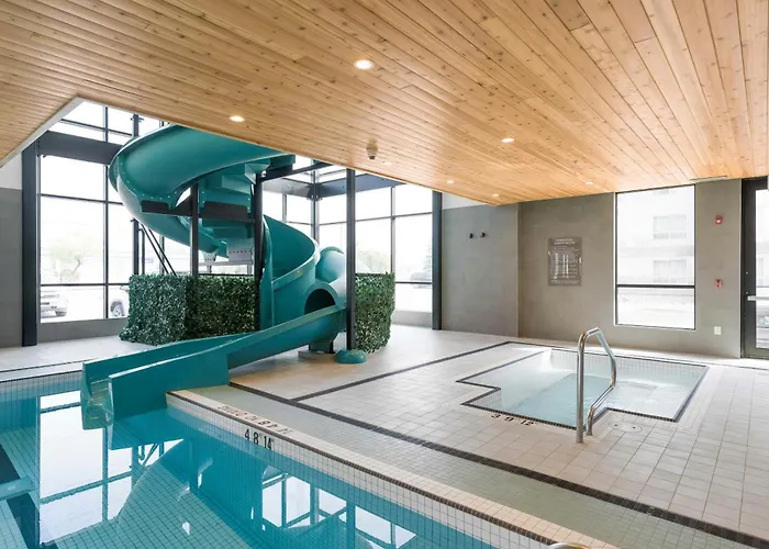 Sandman Signature Winnipeg Airport Hotel & Suites