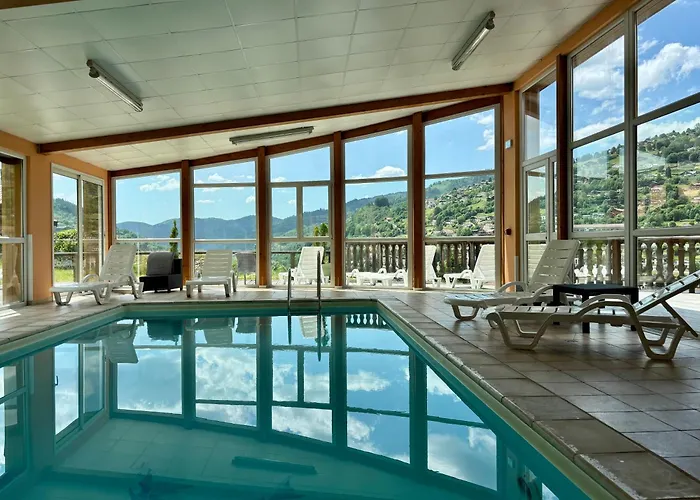 Hôtel Restaurant&Bien-être Le Chalet des Roches