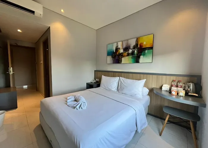 Front One Hotel Gresik