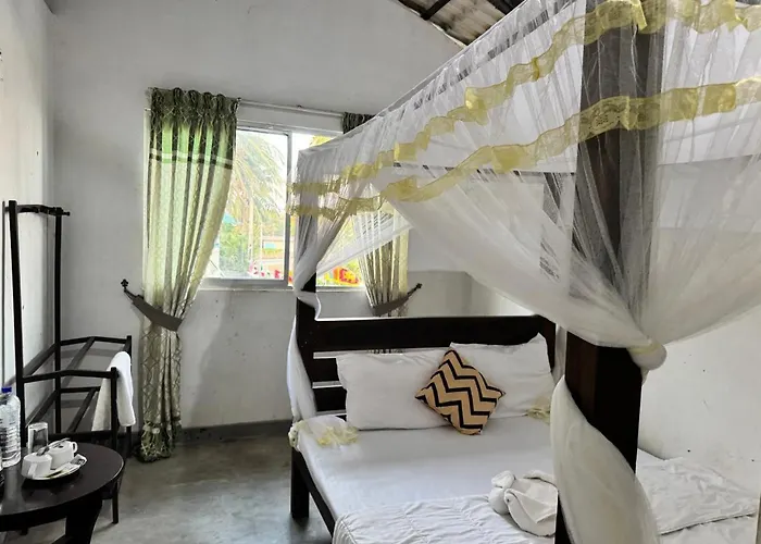 Dinuda Kitesurf & Water Sports Lagoon Resort