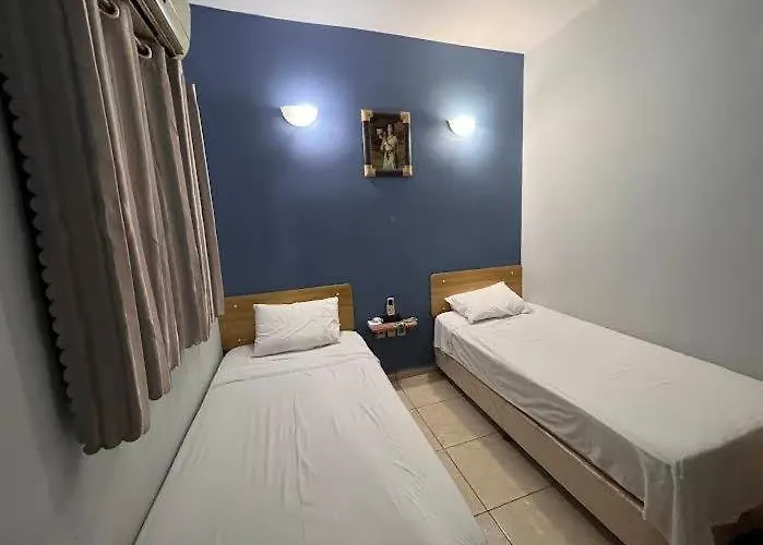 Marina Hotel