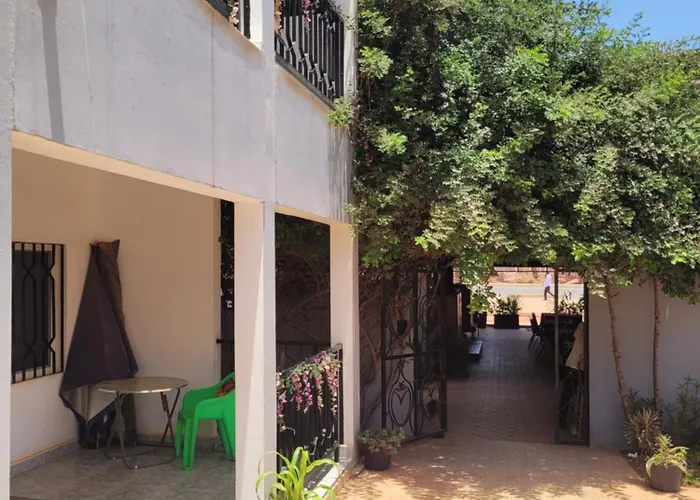 Dandimayo Hotel Bar & Restaurant