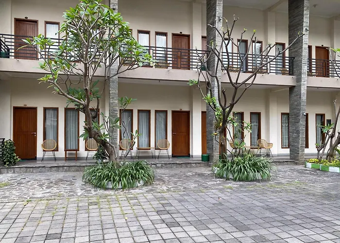 Urbanview Hotel Ratna Syariah