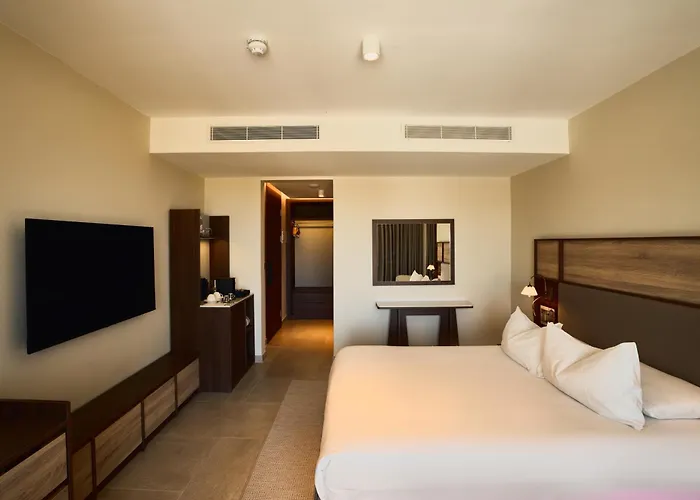 Quaint Signature Hotel San Lawrenz