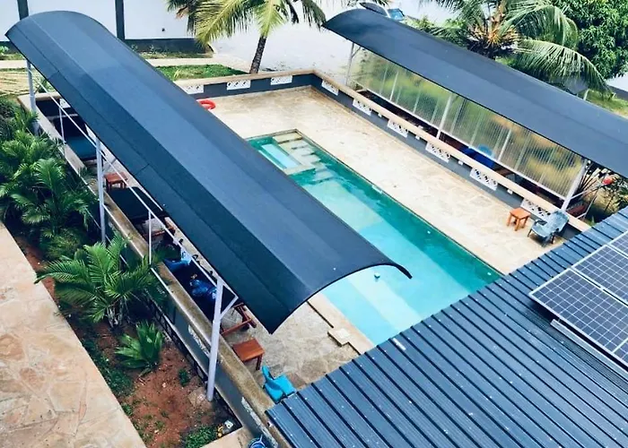 Nyumbani Bustani Cottage