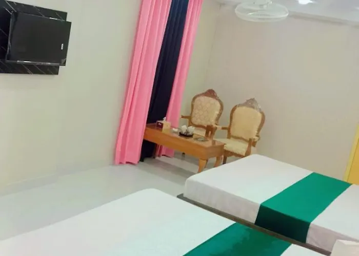 Hotel Galaxy Razidor Multan