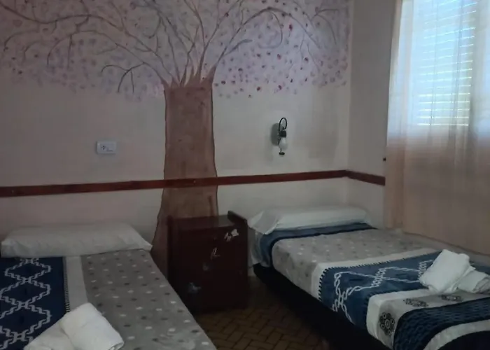 Hotel Praise