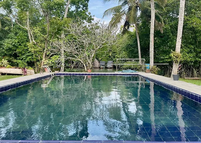 Muthukirula Resort