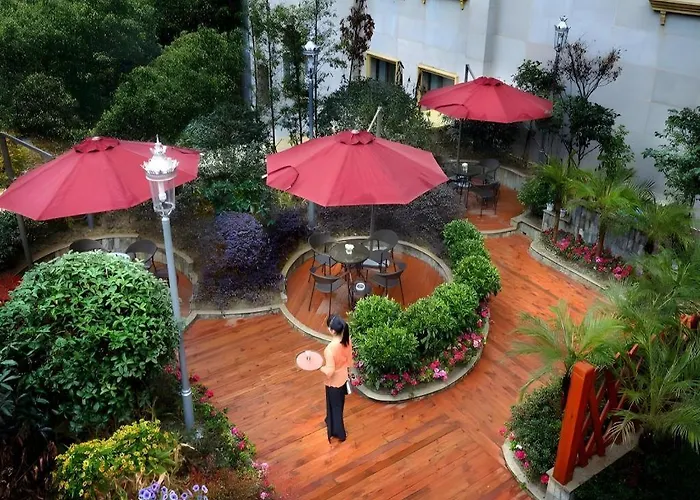 Mianyang Field Hotel
