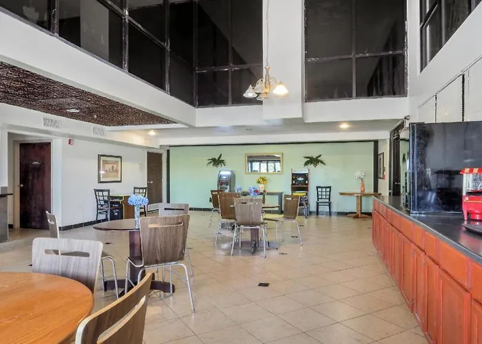 Lonestar Inn & Suites, Erick Ok - Hwy 40 By Oyo