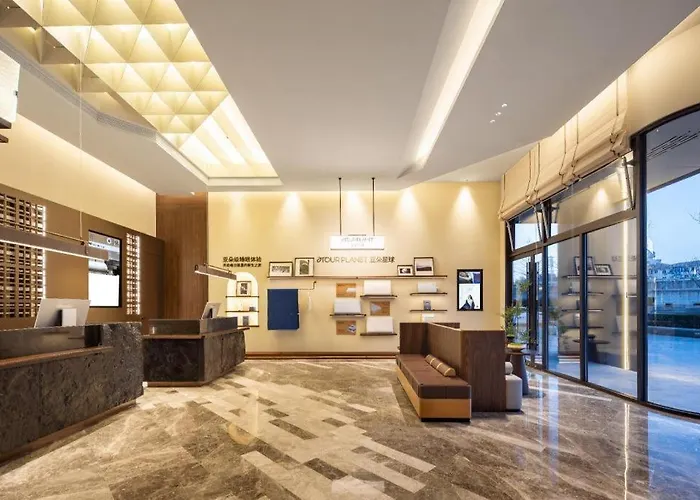 Atour Hotel Dandong Wanda Plaza Andong Old Street