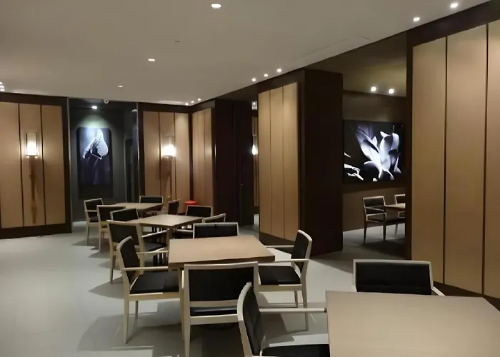 Jinjiang Inn Beihai Beibuwan Square Branch