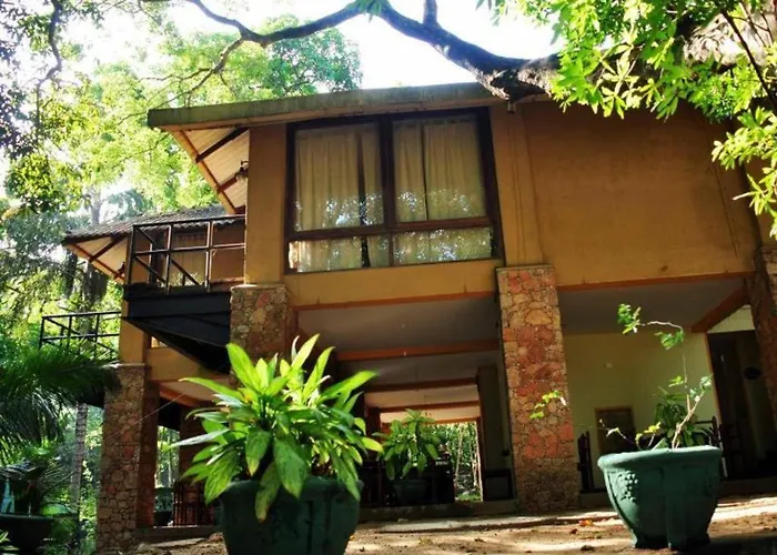 Belihuloya Rest House