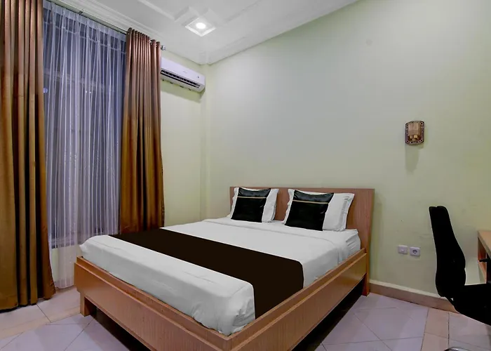 Collection O Near Living World Pekanbaru Formerly Uin Suska