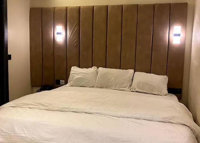 D' Amex Hotel