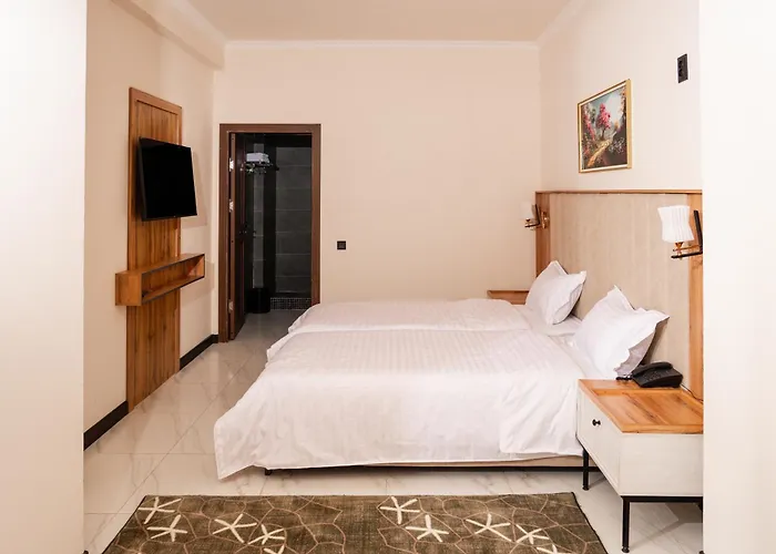 Gulshan Hotel