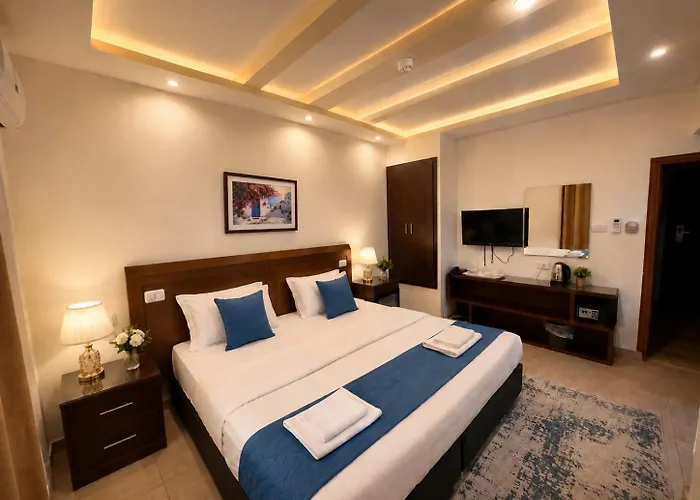 Sky Royal Hotel