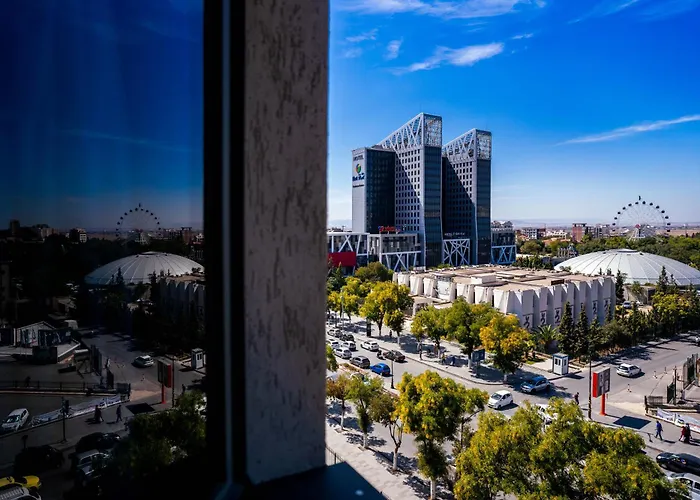 Renea Hotel