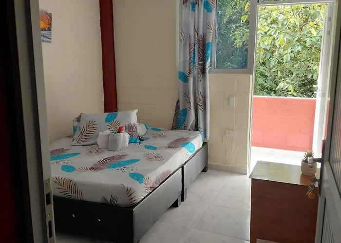 Hotel Ginamar Ladrilleros