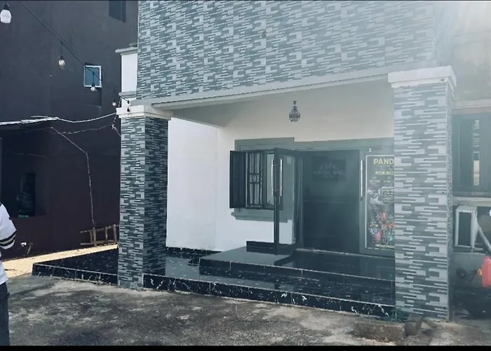Pandorax Hotel Oluku