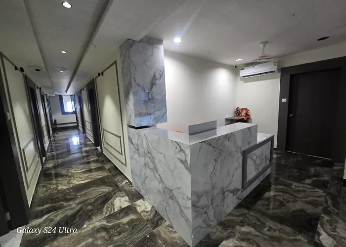 Hotel Saffron