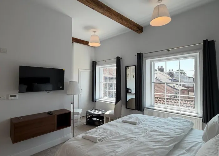 Nova Rooms