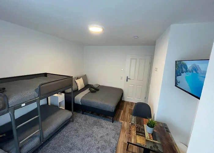 City Hub Room 26 - Mit Balkon