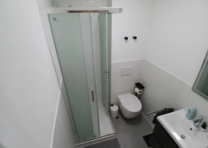 City Hub Room 24 - Mit Balkon