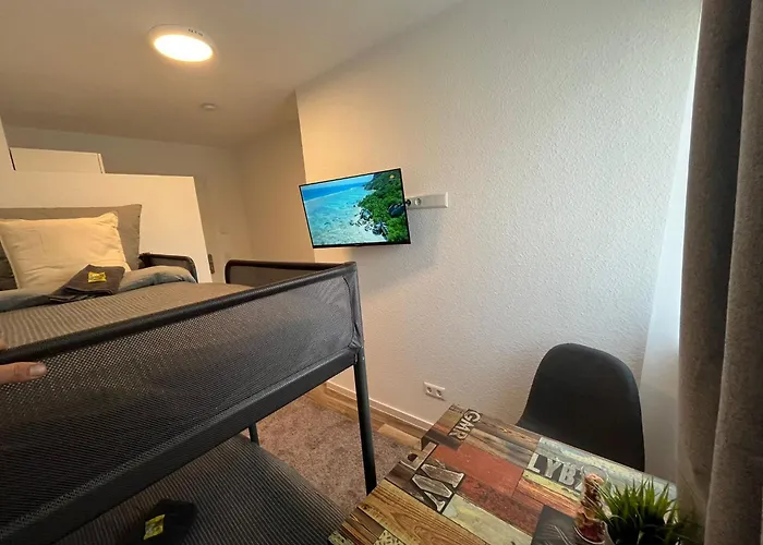 City Hub Room 27